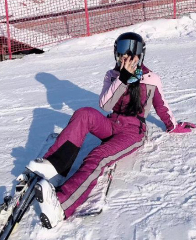 ??滑雪套裝